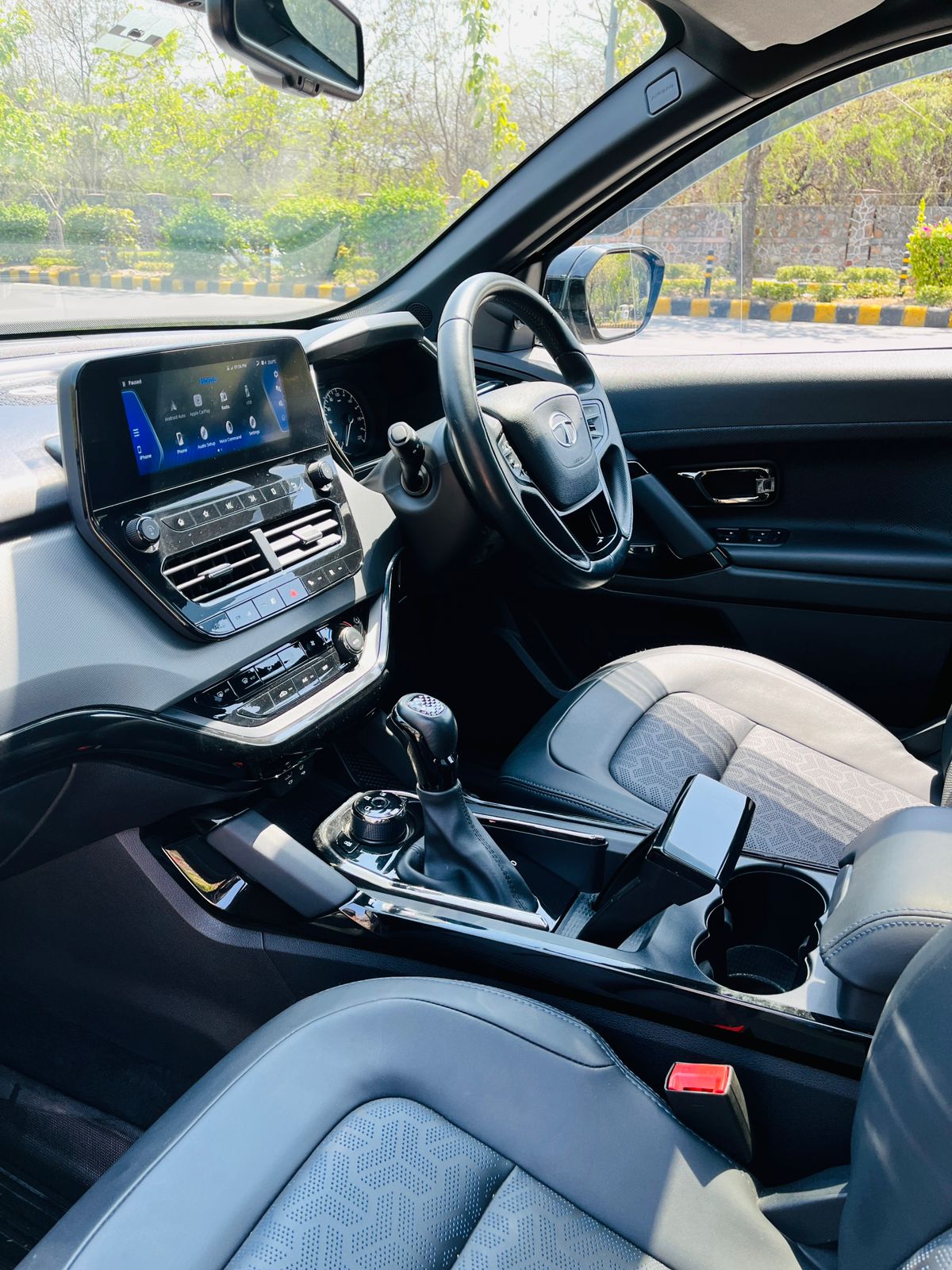 2023 Tata Harrier XZA+ Automatic Diesel | 28,000 KM Driven | 1st Owner | Premium SUV Available in Karol Bagh, Delhi