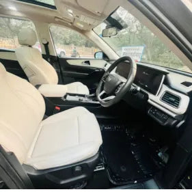 2024 Mahindra XUV700 AX7 (Luxury) Petrol CVT – Used Car in HR