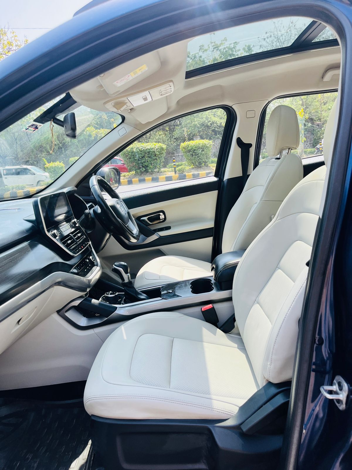 2021 Tata Safari XZA+ Diesel Automatic | 1st Owner | 55,000 Kms Driven | HR Number | Premium SUV in Karol Bagh Delhi