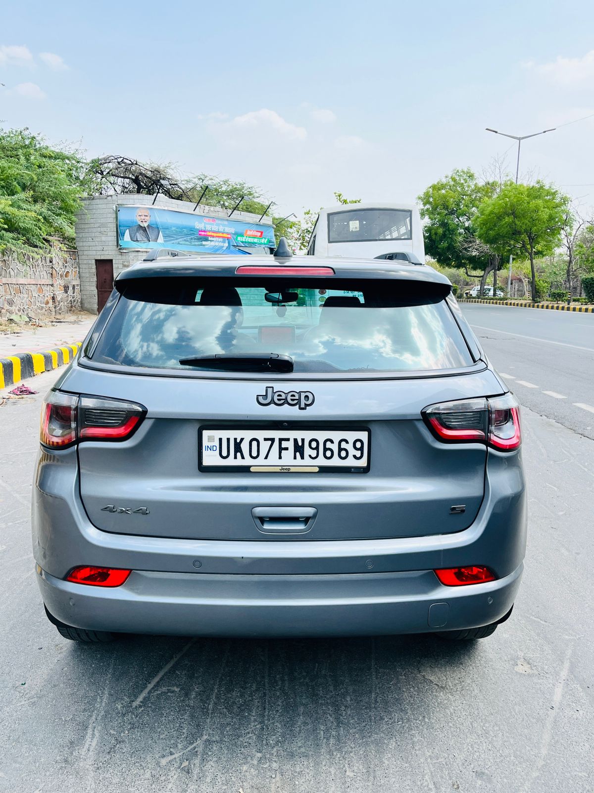2023 Jeep Compass S Optional 4x4 Automatic Diesel | Panoramic Sunroof | 1st Owner | September 2023 Model | Silver Colour | UK Registration | Premium SUV in Karol Bagh Delhi