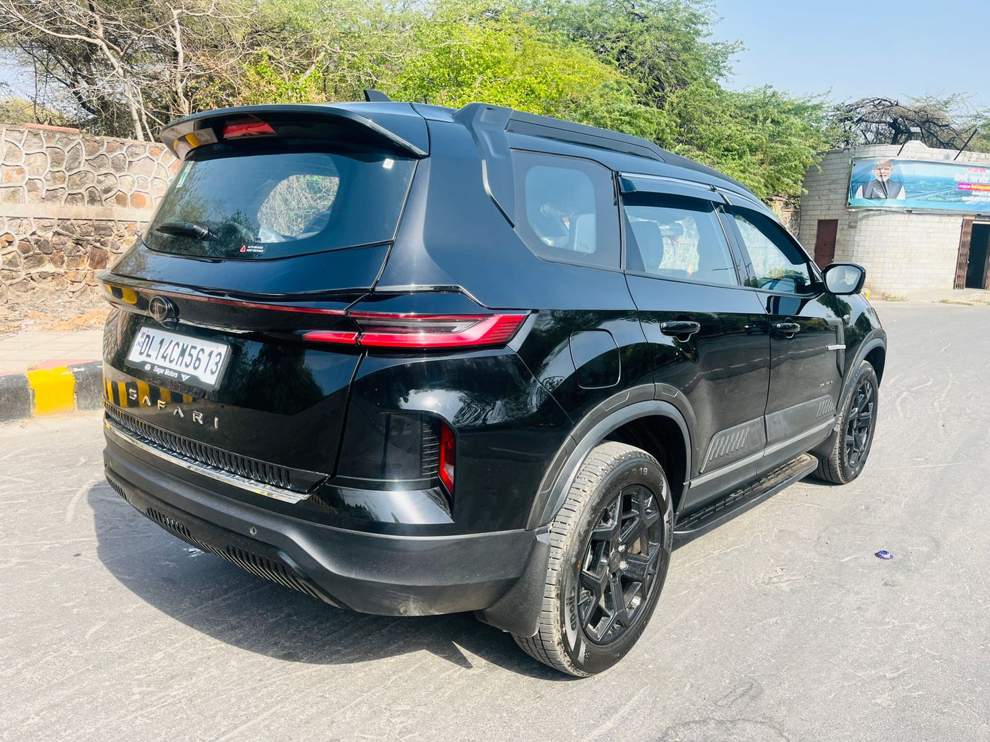 2026 Tata Safari Accomplished+ Automatic Diesel | Panoramic Sunroof | 1st Owner | 2026 Model | Premium SUV | Delhi Registration | Available in Karol Bagh, Delhi