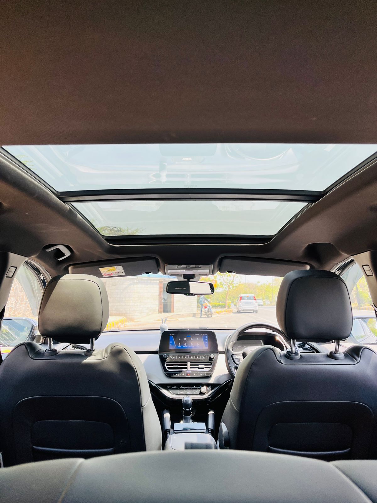 2023 Tata Harrier XZA+ Automatic Diesel | 28,000 KM Driven | 1st Owner | Premium SUV Available in Karol Bagh, Delhi