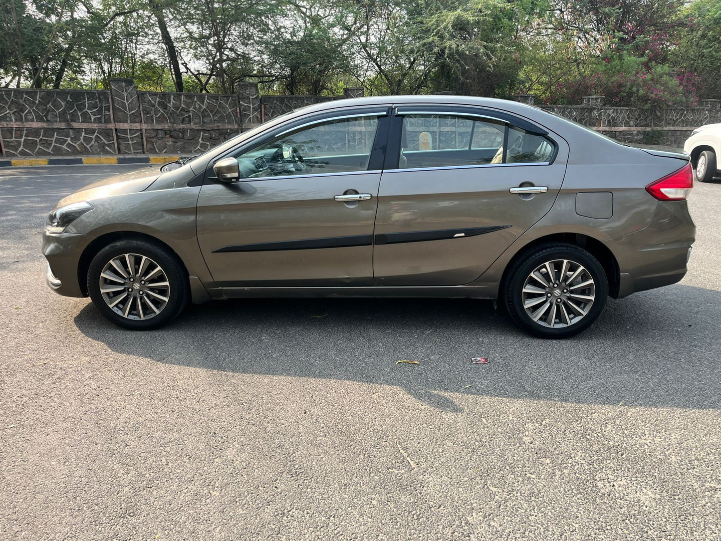 2019 Maruti Suzuki Ciaz Alpha Petrol | 65,000 KM | Brown | 1st Owner | Premium Sedan in Karol Bagh, Delhi