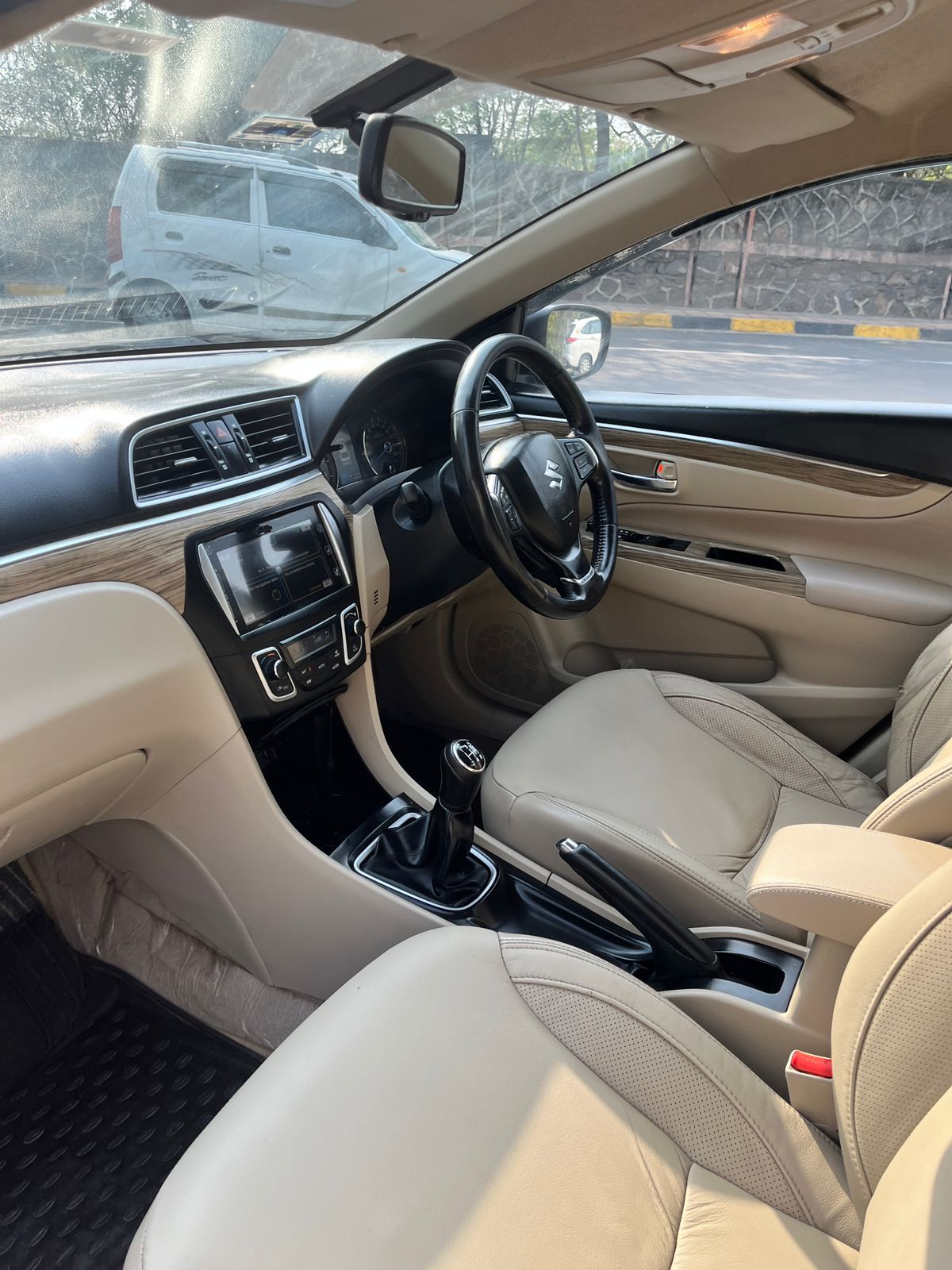 2019 Maruti Suzuki Ciaz Alpha Petrol | 65,000 KM | Brown | 1st Owner | Premium Sedan in Karol Bagh, Delhi