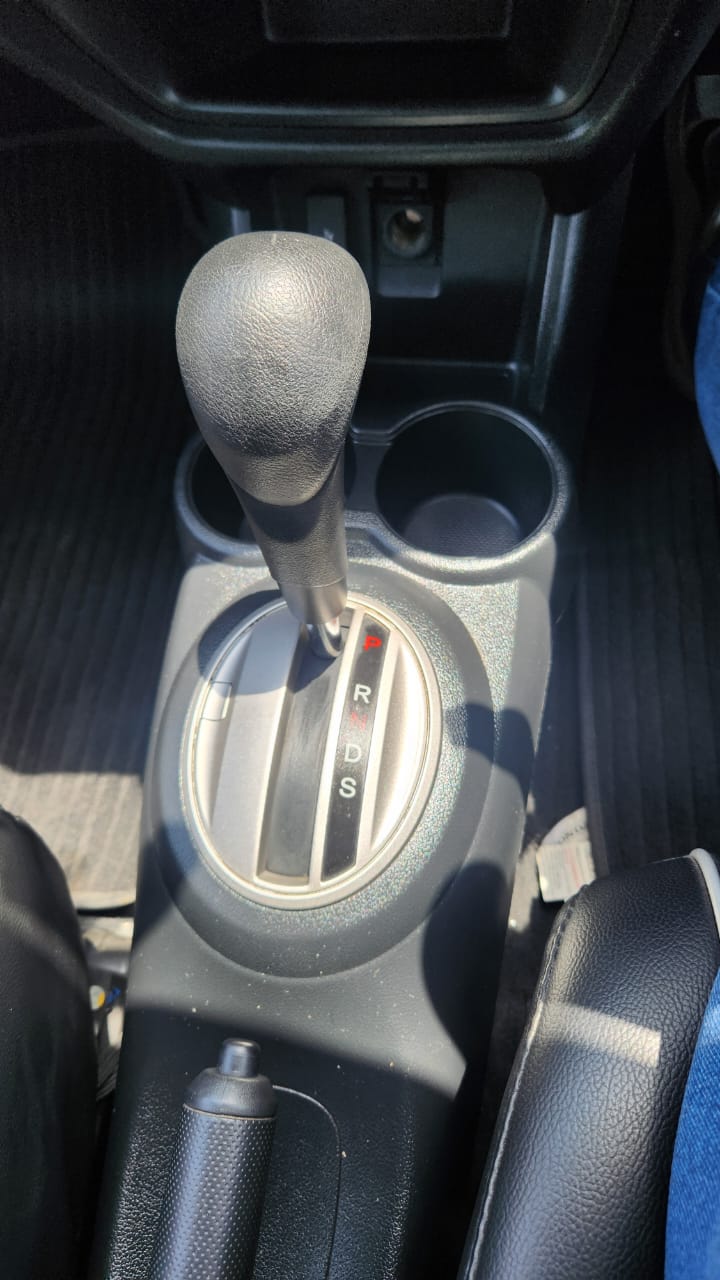 2017 Honda BR-V V CVT Petrol for Sale | 30,000 KM Driven | Grey | Carzvilla