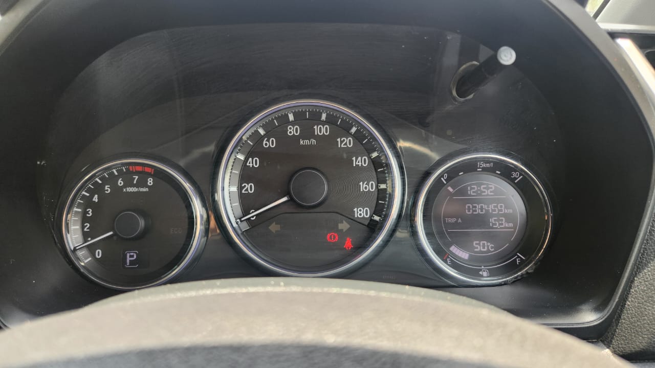 2017 Honda BR-V V CVT Petrol for Sale | 30,000 KM Driven | Grey | Carzvilla