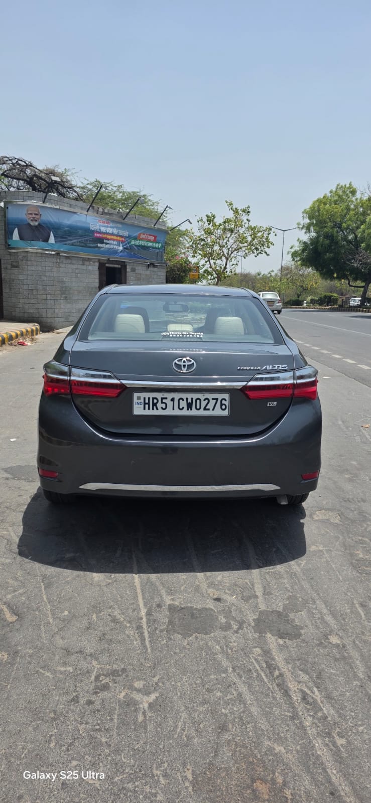 2018 Toyota Corolla Altis VL CVT Petrol | HR51 Registered | 50,000 KM Driven | Grey | ₹9.90 Lakh