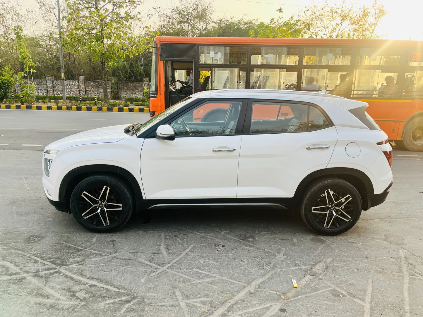 2021 Hyundai Creta SX Diesel | DL Registered | 54,000 KM Driven | Silver | ₹10.50 Lakh