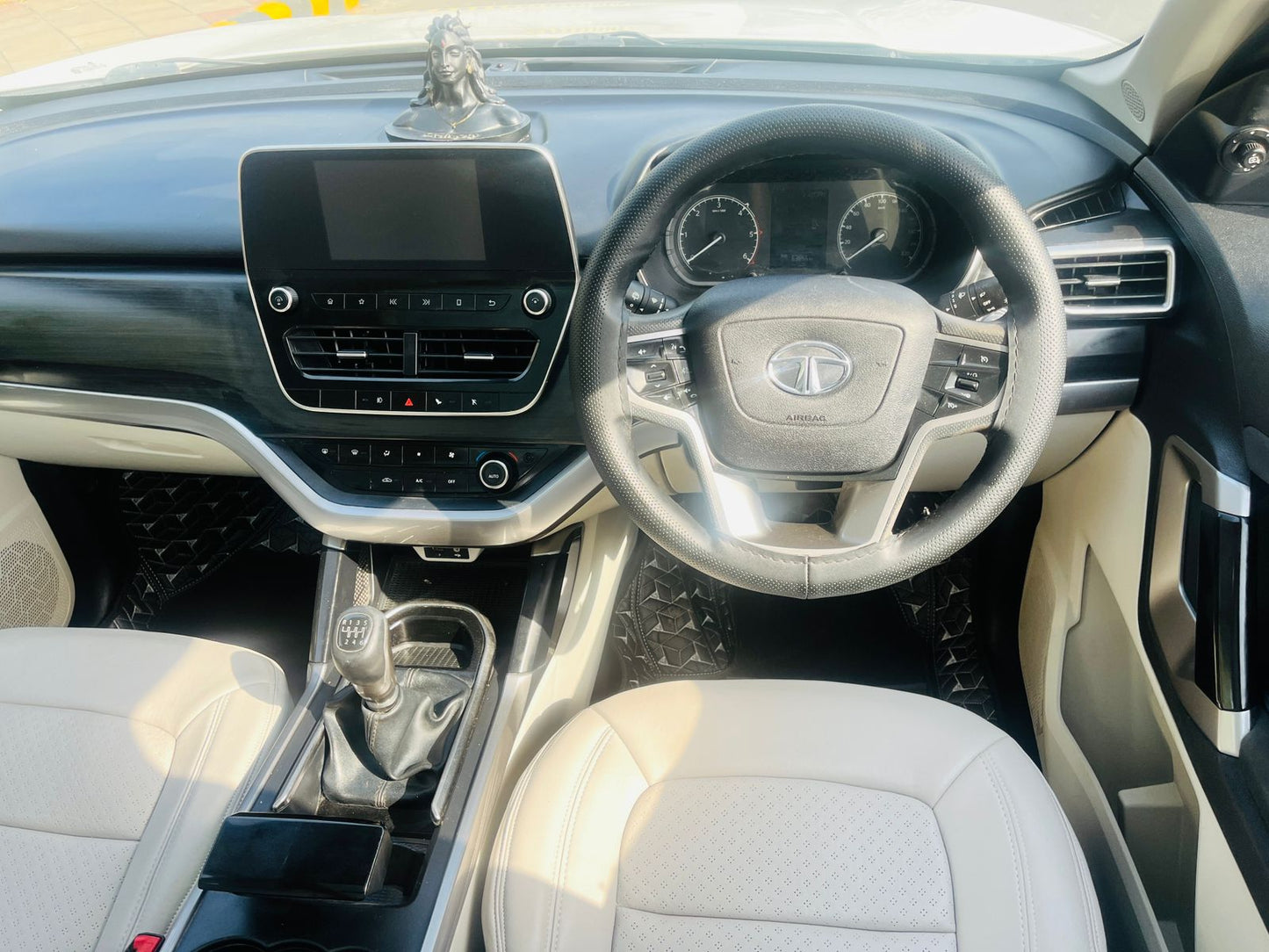 2022 Tata Safari XT MT Diesel | HR87 Registration | 63,000 KM Driven | White