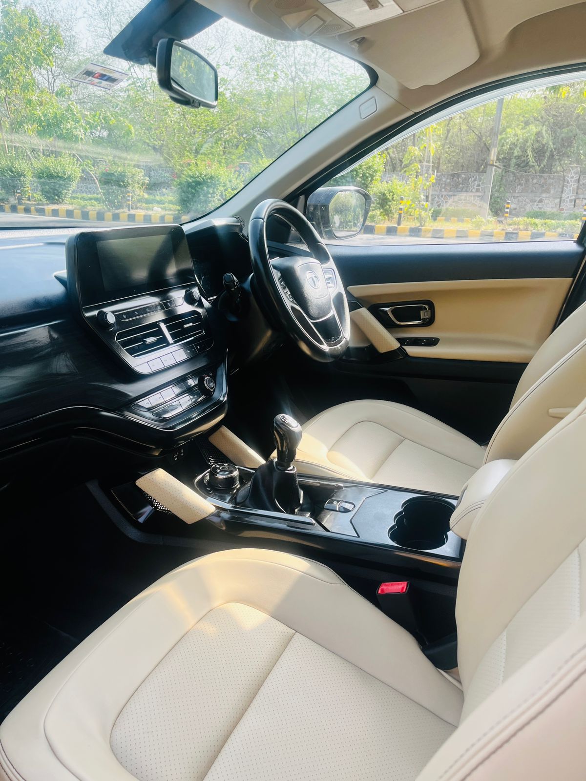 2021 Tata Safari XZ+ Automatic BS6 Diesel | Panoramic Sunroof | Single Owner | 41,000 KM