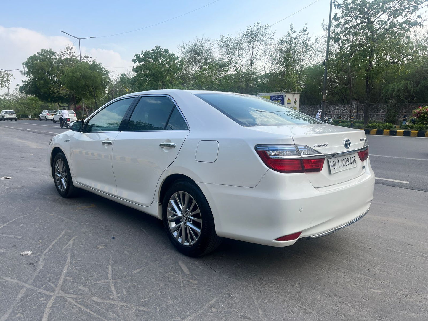 2018 Toyota Camry 2.5L Hybrid Automatic | Single Owner | 85,000 KM | Delhi