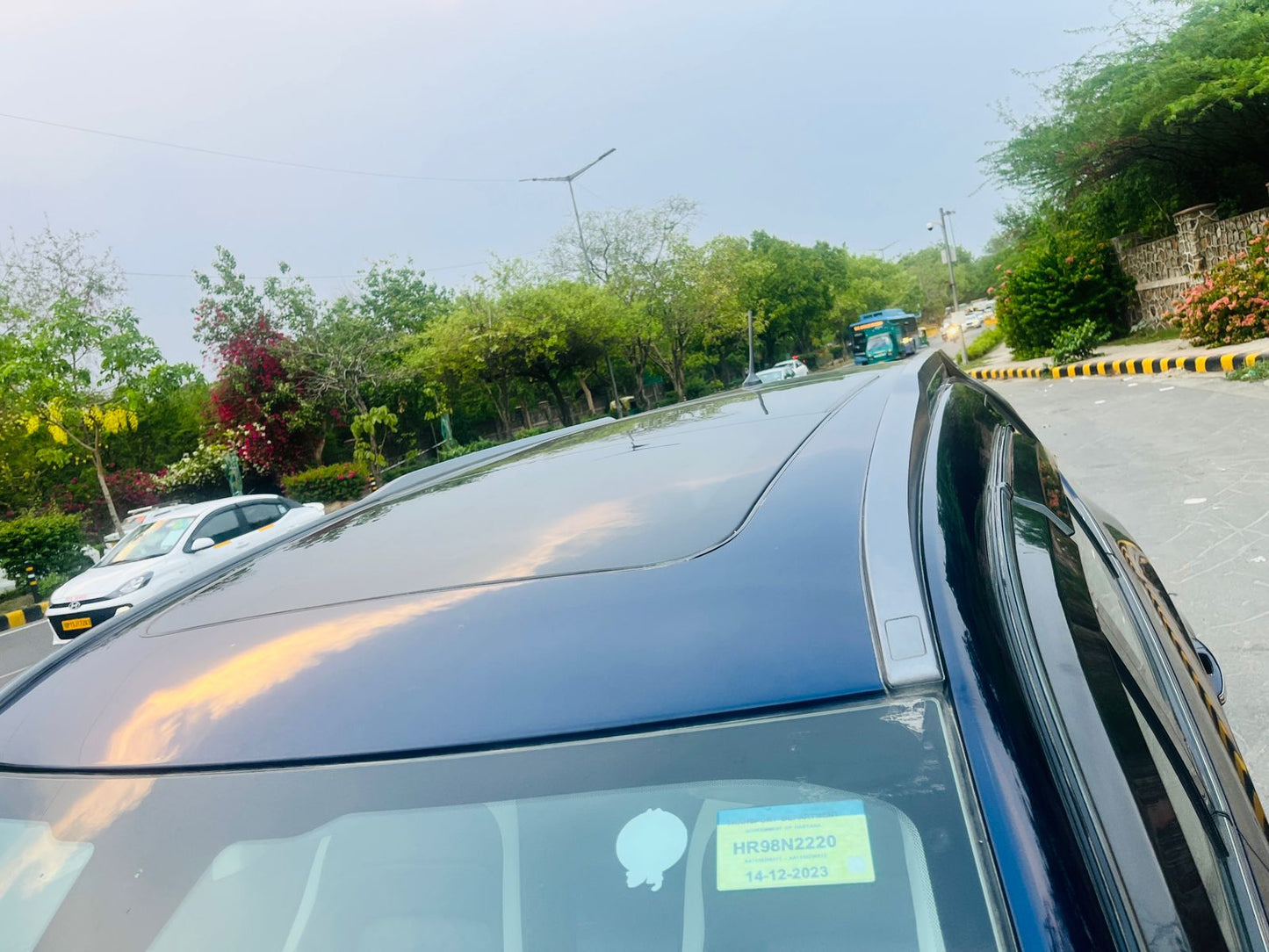 2023 Tata Safari XTA+ BS6 Diesel Automatic | 15,000 KM | Single Owner | Panoramic Sunroof