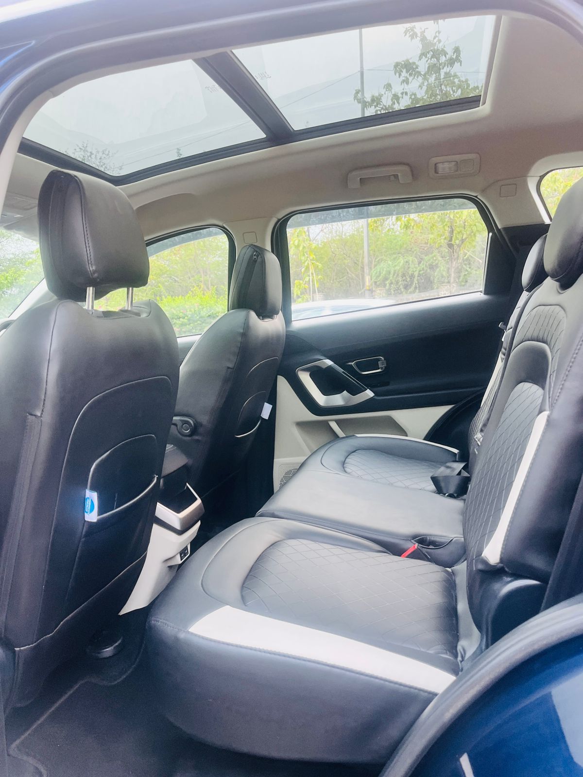2023 Tata Safari XTA+ BS6 Diesel Automatic | 15,000 KM | Single Owner | Panoramic Sunroof