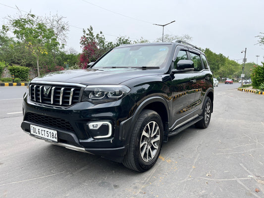 2023 Mahindra Scorpio-N Z8L Petrol Automatic | 19,500 KM | 1st Owner | Delhi | Black | Carzvilla