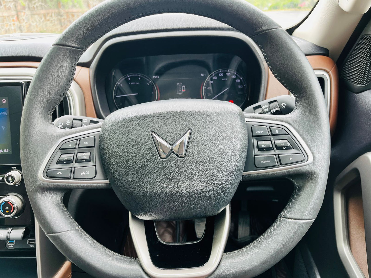 2023 Mahindra Scorpio-N Z8L Petrol Automatic | 19,500 KM | 1st Owner | Delhi | Black | Carzvilla