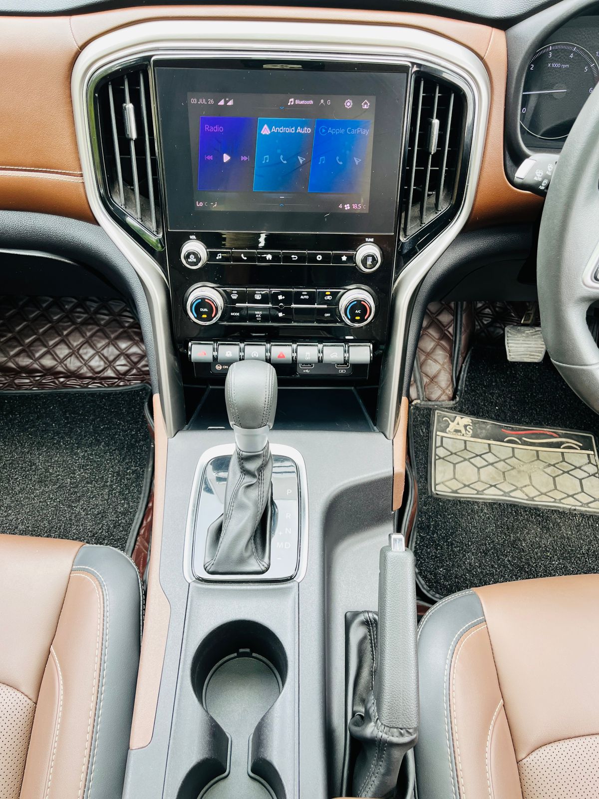 2023 Mahindra Scorpio-N Z8L Petrol Automatic | 19,500 KM | 1st Owner | Delhi | Black | Carzvilla