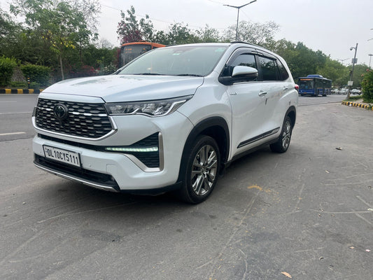 2024 Toyota Innova HyCross ZX(O) Strong Hybrid Automatic – Premium 6-Seater Hybrid MPV