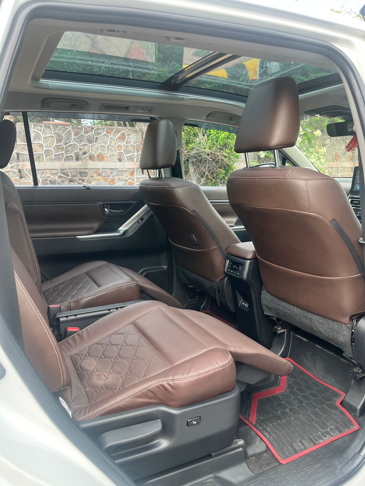 2024 Toyota Innova HyCross ZX(O) Strong Hybrid Automatic – Premium 6-Seater Hybrid MPV