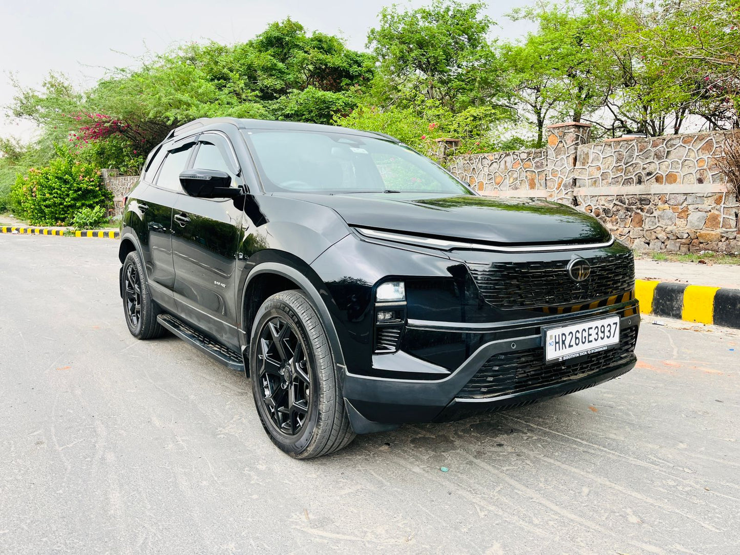 2026 Tata Safari Accomplished X+ Dark Edition Diesel Automatic | 1st Owner | Company Warranty | HR Registration