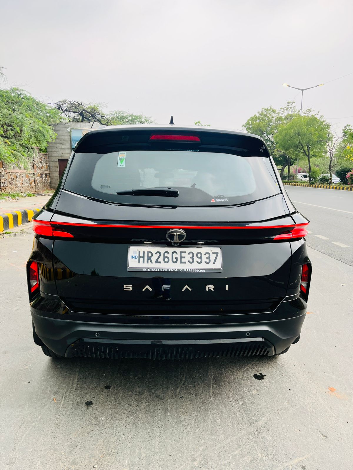 2026 Tata Safari Accomplished X+ Dark Edition Diesel Automatic | 1st Owner | Company Warranty | HR Registration