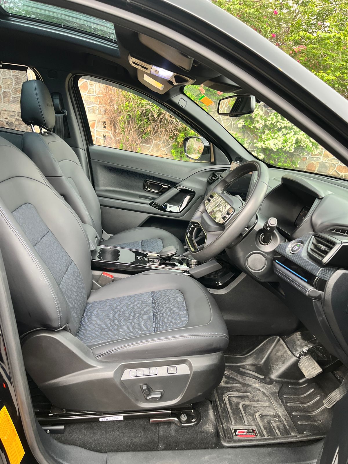 2026 Tata Safari Accomplished X+ Dark Edition Diesel Automatic | 1st Owner | Company Warranty | HR Registration