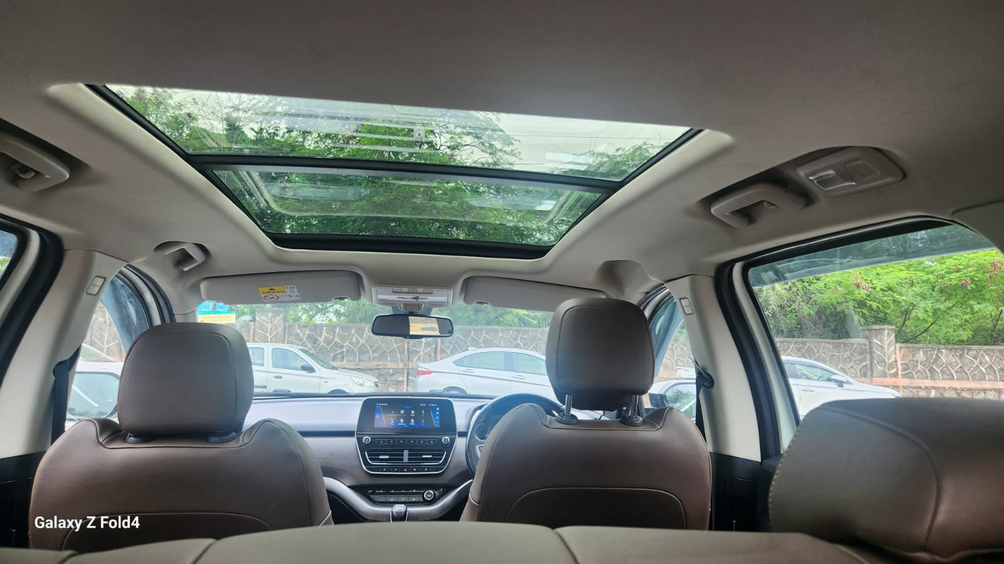 2021 Tata Harrier XZA+ BS6 Diesel Automatic | 1st Owner | Panoramic Sunroof | Delhi Registered | Carzvilla