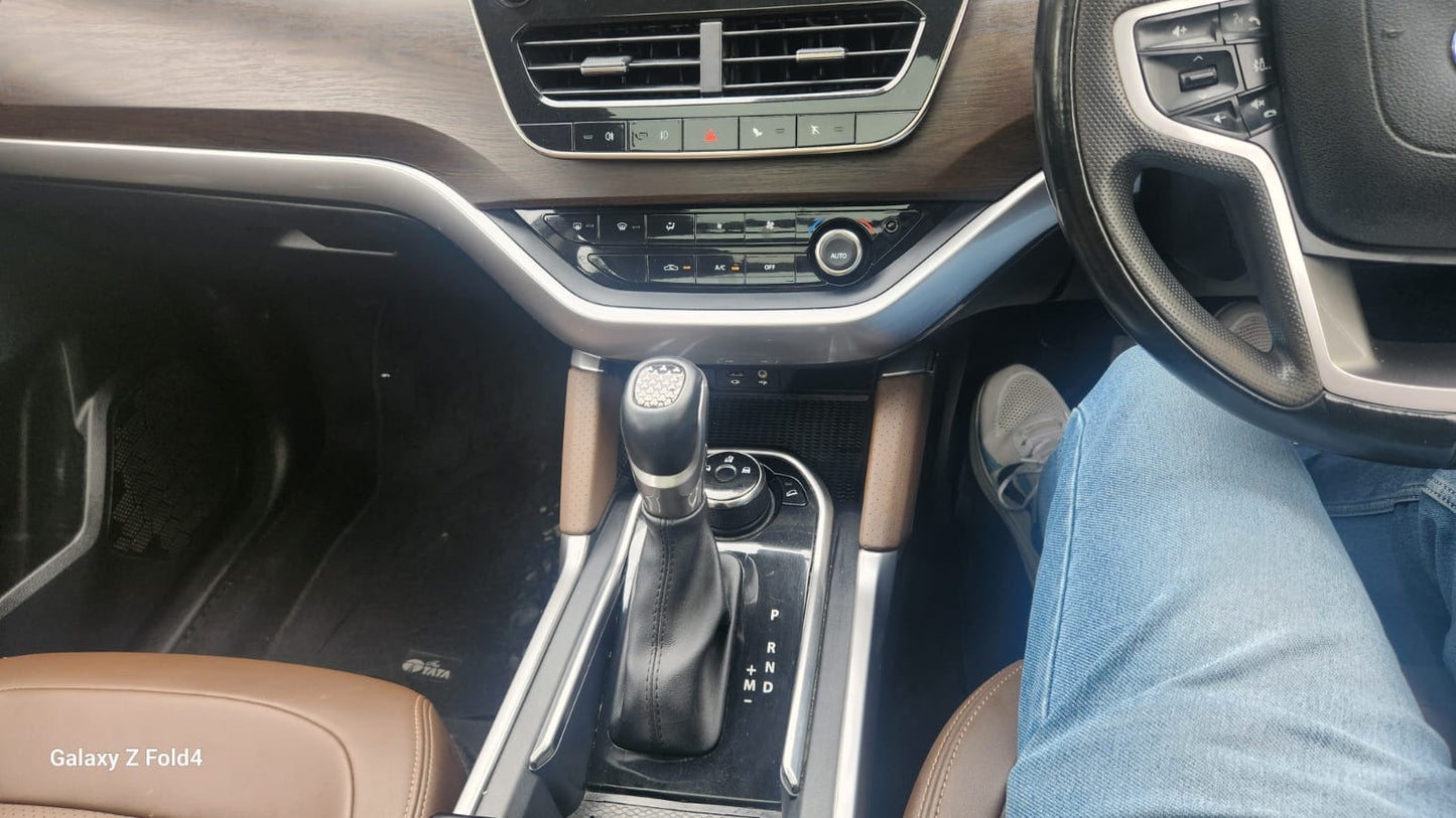 2021 Tata Harrier XZA+ BS6 Diesel Automatic | 1st Owner | Panoramic Sunroof | Delhi Registered | Carzvilla